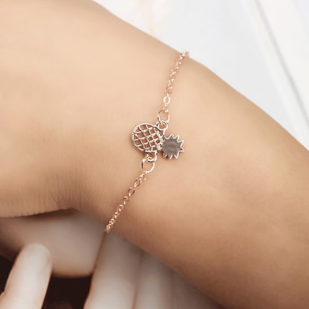 Rose gold pineapple bracelet 🍍🍍